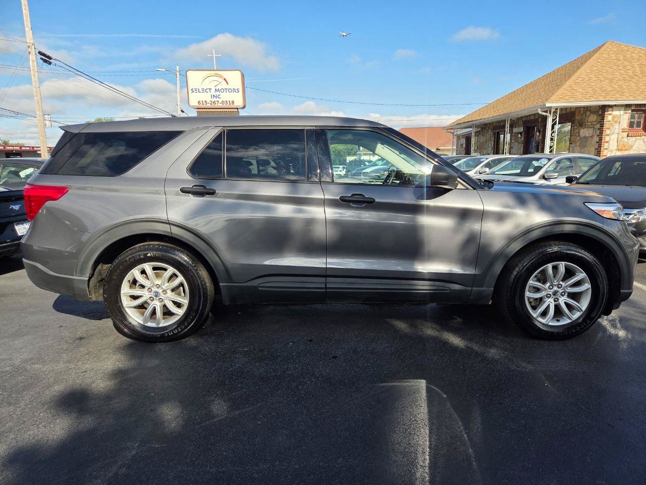 Used 2021 Ford Explorer 2WD image 6