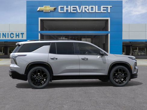 New 2026 Chevrolet Traverse RS image 5