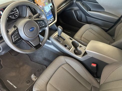 Used 2024 Subaru Crosstrek 2.0i Premium w/ Popular Package #3 AWD/4WD image 9