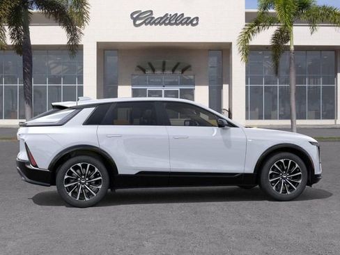 New 2026 Cadillac Lyriq Premium Sport image 5