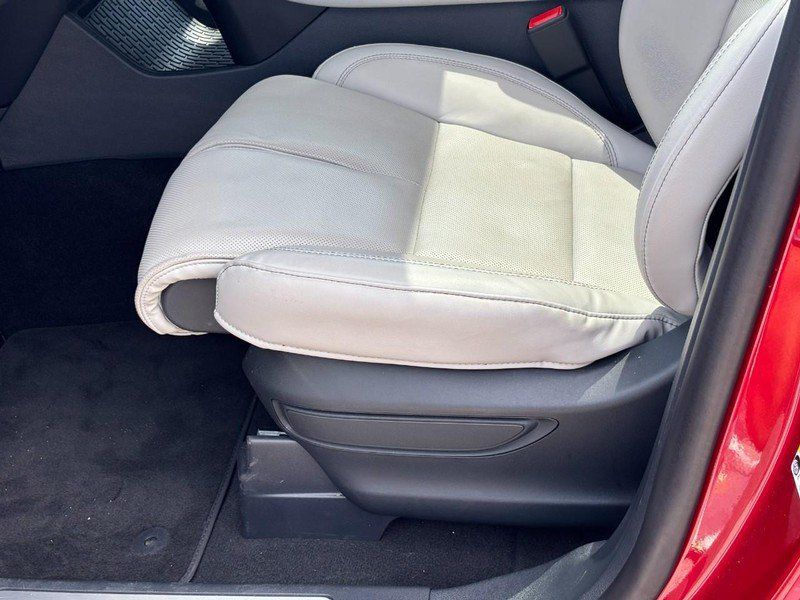 Used 2025 Lincoln Aviator Reserve w/ Equipment Group 201A AWD/4WD image 16