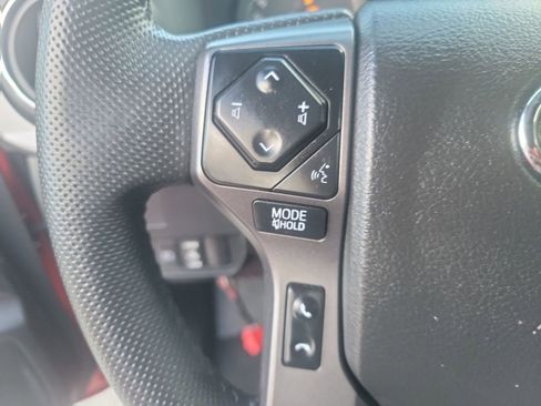 Certified 2023 Toyota Tacoma TRD Off-Road image 24