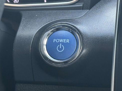 Used 2022 Toyota Avalon XLE image 21