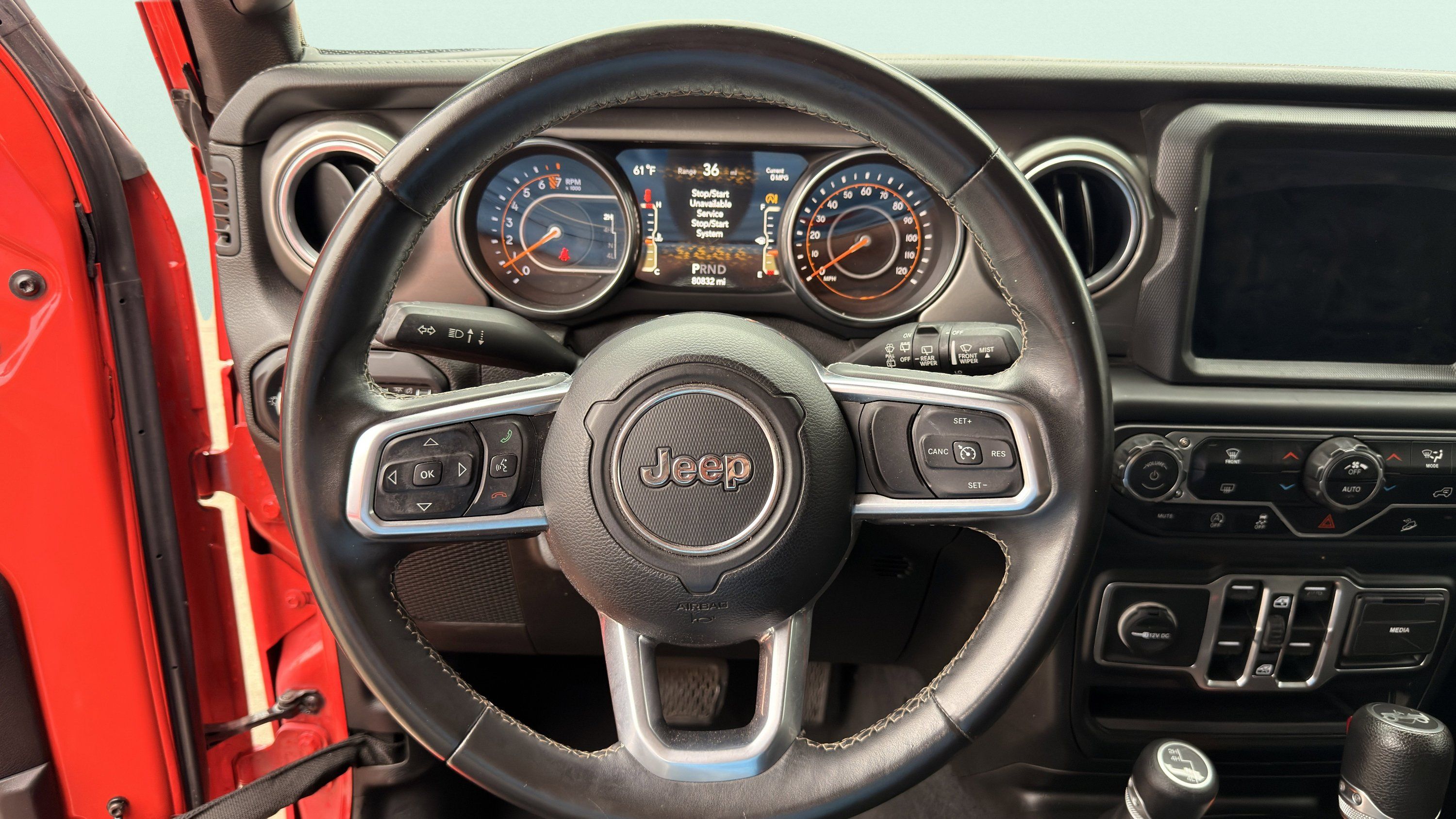 Used 2018 Jeep Wrangler Unlimited Sahara w/ Uconnect 4C Nav & Sound Group AWD/4WD image 43