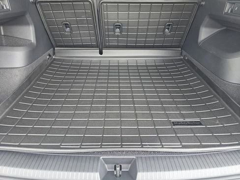 New 2026 Volkswagen Tiguan S image 21