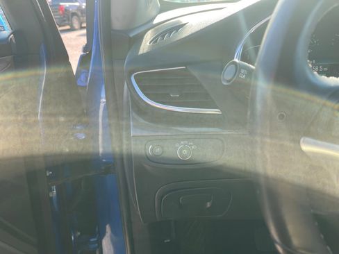 Used 2018 Buick Encore Preferred image 14