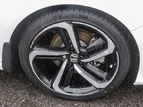 Used 2022 Honda Accord Sport image 13