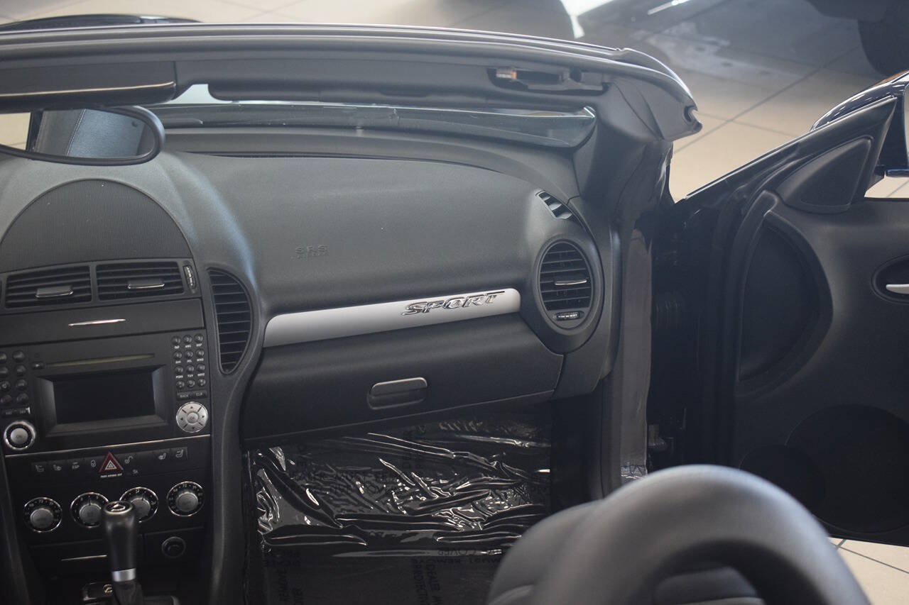 Used 2009 Mercedes-Benz SLK 300 image 24