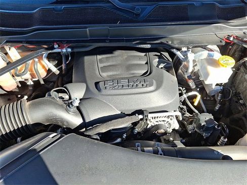 Used 2019 RAM 2500 Big Horn image 27