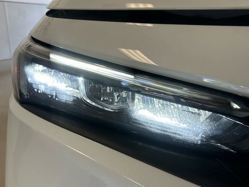 Used 2024 Honda Civic EX image 9