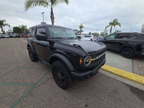 Used 2024 Ford Bronco Black Diamond image 2
