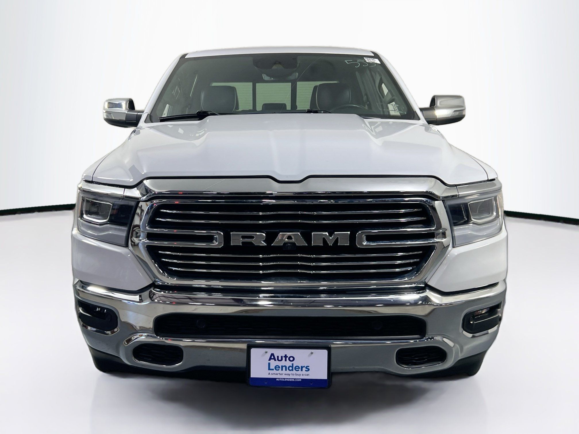 Used 2023 RAM 1500 Laramie AWD/4WD image 2