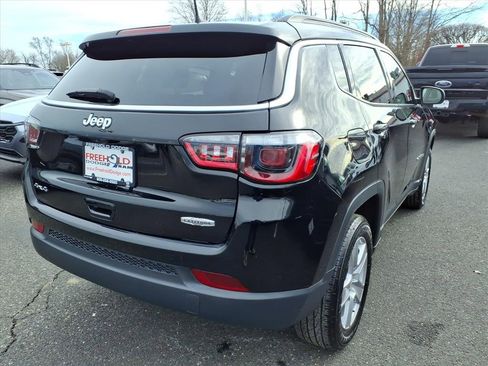 Used 2022 Jeep Compass Latitude w/ Convenience Group image 6