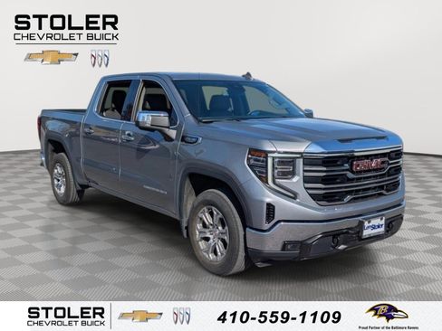Used 2024 GMC Sierra 1500 SLT image 1