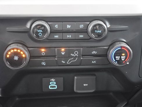 Used 2023 Ford F250 XLT image 28