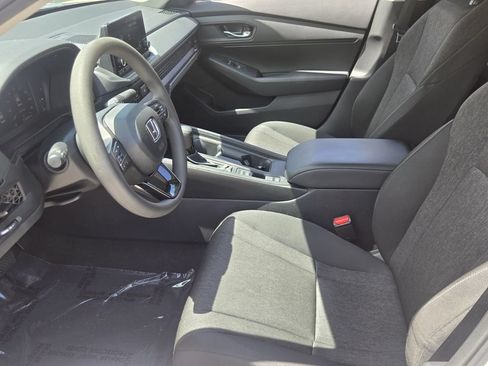 Used 2025 Honda Accord LX image 11