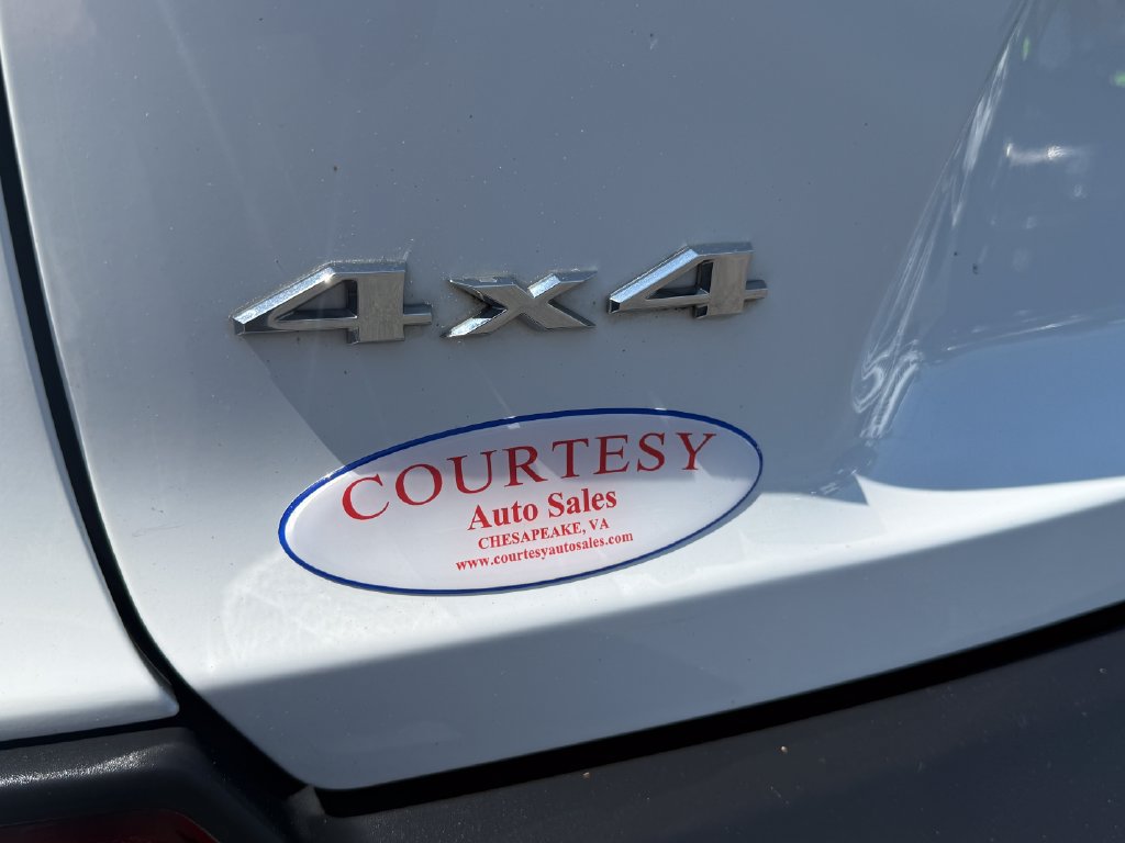 Used 2019 Jeep Cherokee Limited w/ Luxury Group AWD/4WD image 13