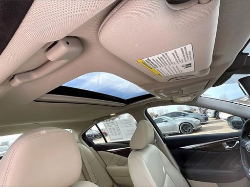 Used 2018 INFINITI Q50 Luxe w/ Essential Package (3.0T Luxe) image 20