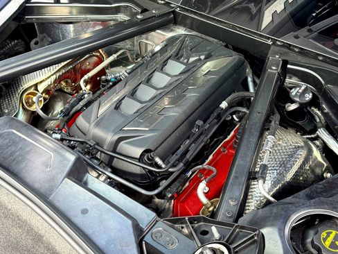 Used 2025 Chevrolet Corvette Stingray Coupe w/ 1LT image 9