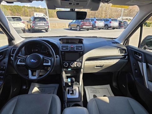 Used 2017 Subaru Forester 2.5i Limited image 14