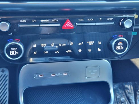 New 2026 Hyundai Ioniq 9 Calligraphy image 23