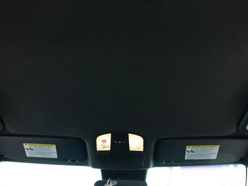 Used 2019 Hyundai Veloster 2.0 FWD image 15