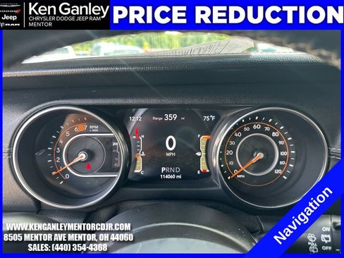 Used 2019 Jeep Wrangler Unlimited Sahara AWD/4WD image 14