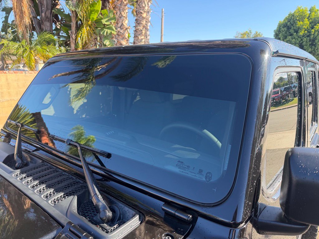 Used 2024 Jeep Wrangler Unlimited AWD/4WD image 9