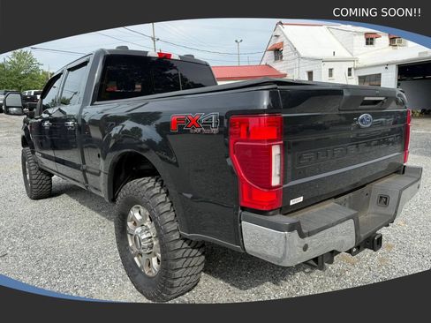 Used 2021 Ford F250 Lariat w/ Lariat Ultimate Package AWD/4WD image 3