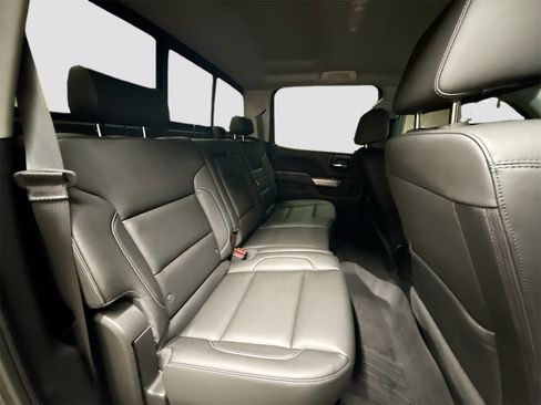 Used 2018 Chevrolet Silverado 1500 LT w/ All Star Edition image 26