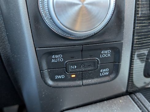 Used 2014 RAM 1500 Limited image 10