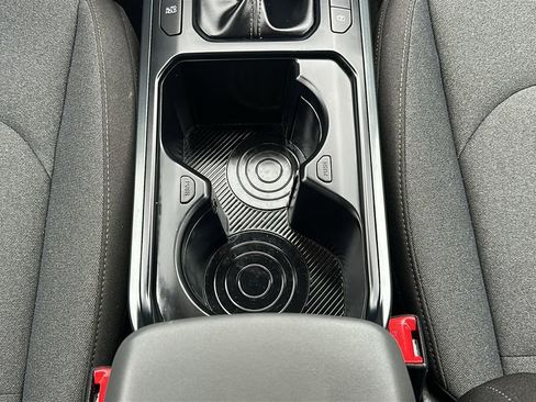 Used 2025 Kia K4 FWD image 28