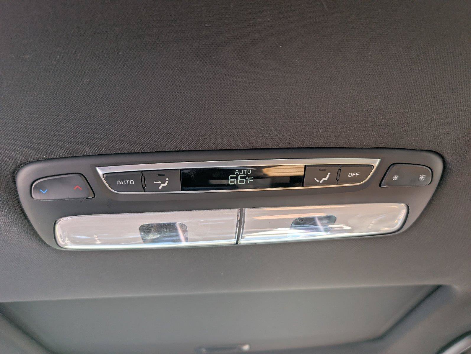 Used 2022 Kia Telluride SX w/ Nightfall Edition Package AWD/4WD image 36