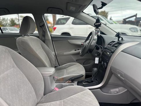Used 2009 Toyota Corolla LE image 26