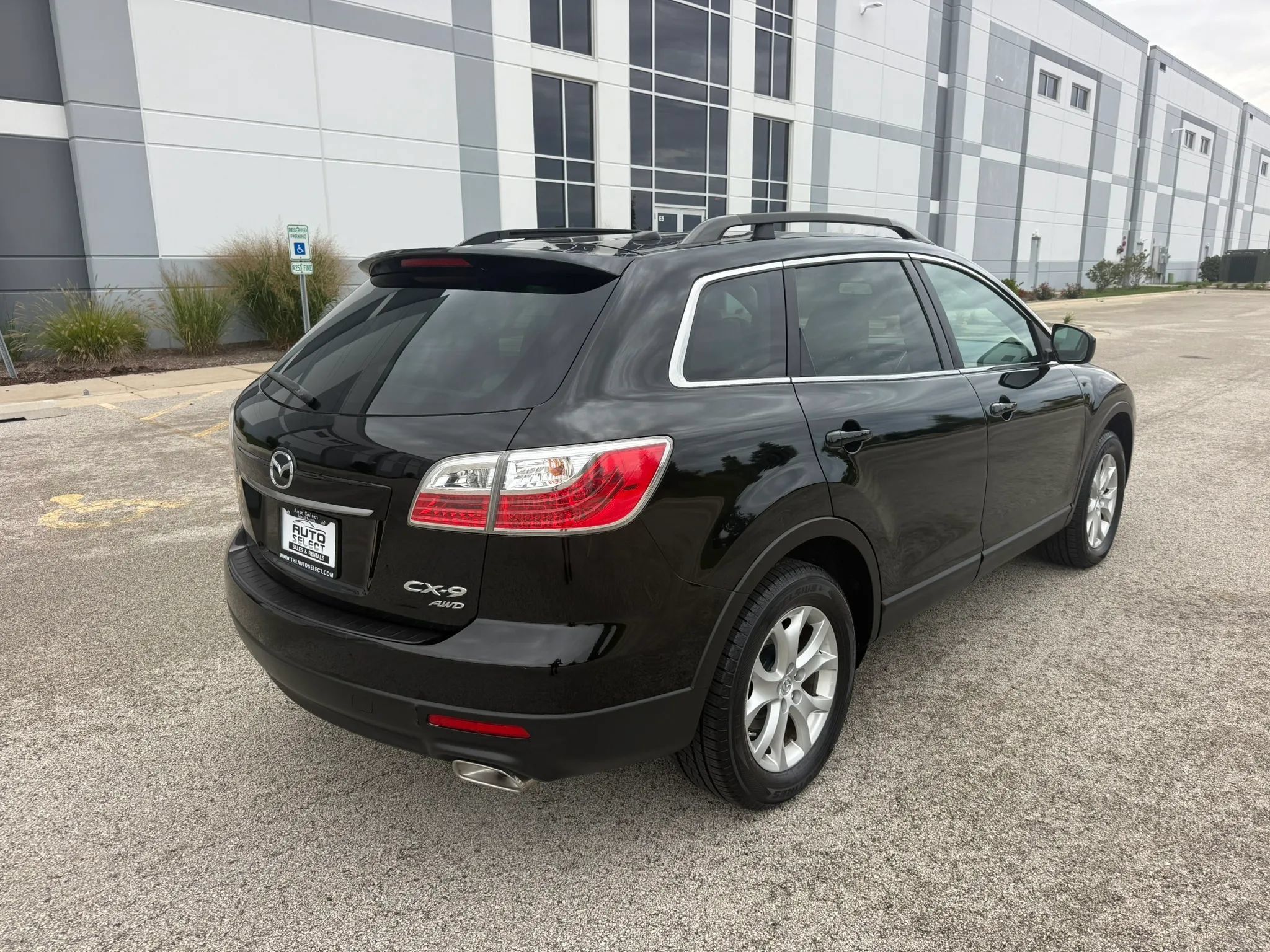 Used 2011 MAZDA CX-9 Touring w/ Moonroof & Bose Audio Pkg AWD/4WD image 5