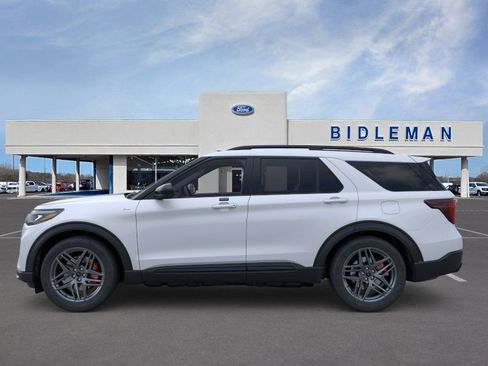 New 2026 Ford Explorer ST-Line AWD/4WD image 3