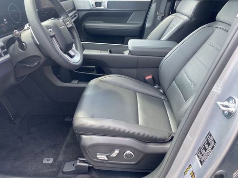 New 2024 Hyundai Santa Fe Calligraphy image 10