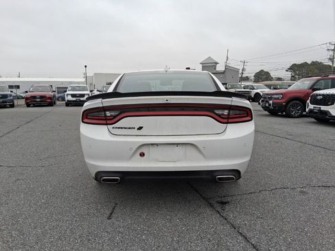 Used 2023 Dodge Charger SXT w/ Blacktop Package image 6