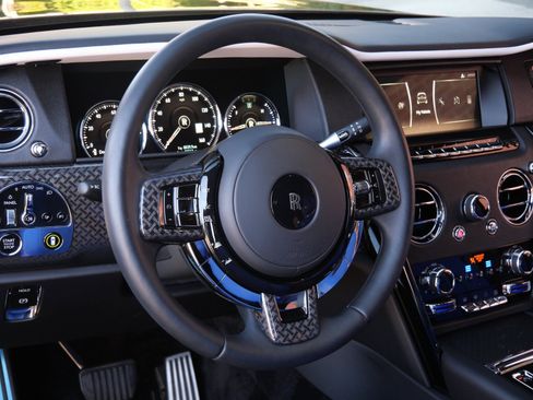 Used 2024 Rolls-Royce Cullinan Black Badge image 26