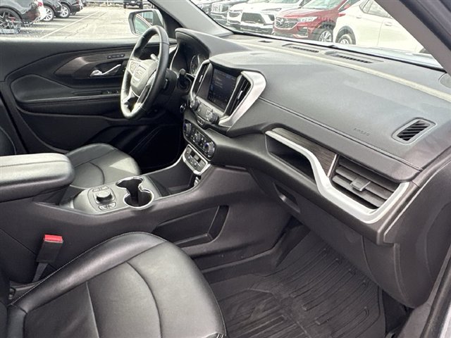 Certified 2024 GMC Terrain SLT w/ LPO, Floor Liner Package FWD image 27