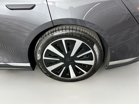 Used 2024 Lucid Air Touring AWD/4WD image 11