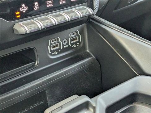 Used 2020 RAM 1500 Limited w/ Black Appearance Package image 16