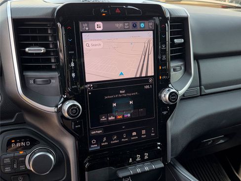 New 2026 RAM 1500 Big Horn AWD/4WD image 11