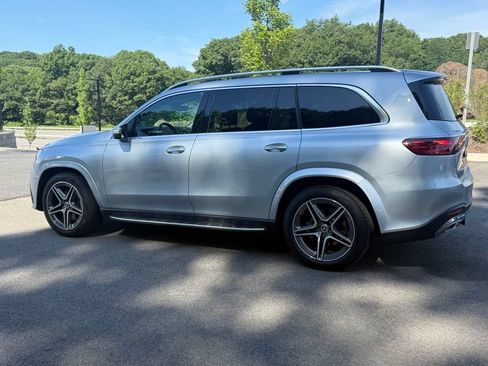 Used 2026 Mercedes-Benz GLS 450 4MATIC image 4