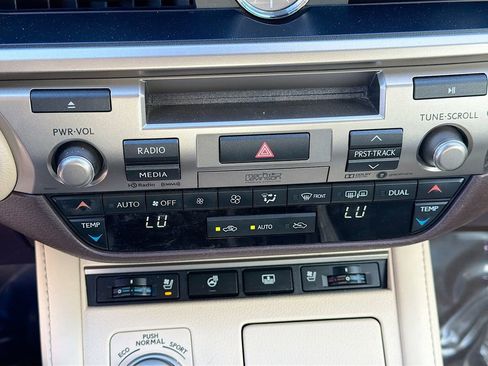 Used 2017 Lexus ES 350 350 image 33