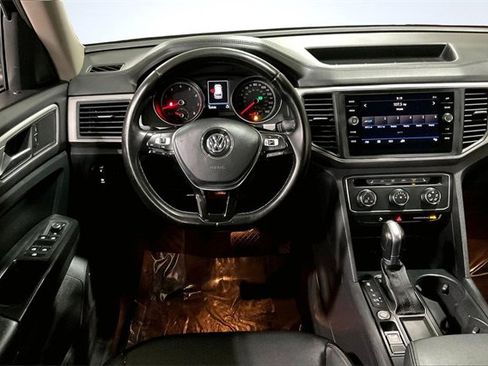 Used 2018 Volkswagen Atlas SE image 5