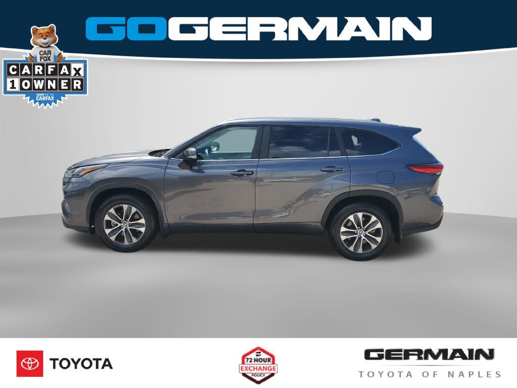 Used 2023 Toyota Highlander XLE FWD image 12