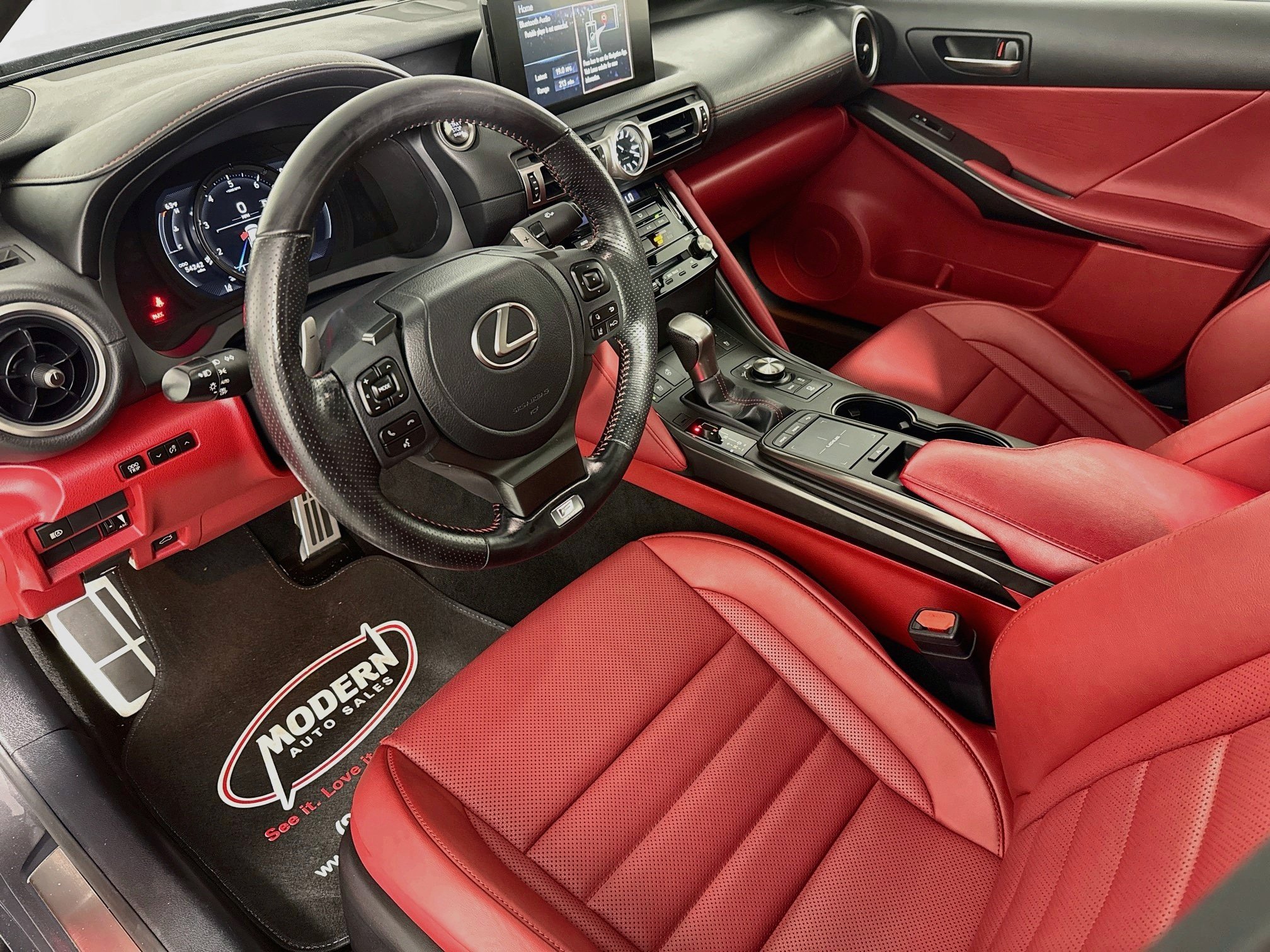 Used 2022 Lexus IS 350 F Sport w/ Memory Package AWD/4WD image 8