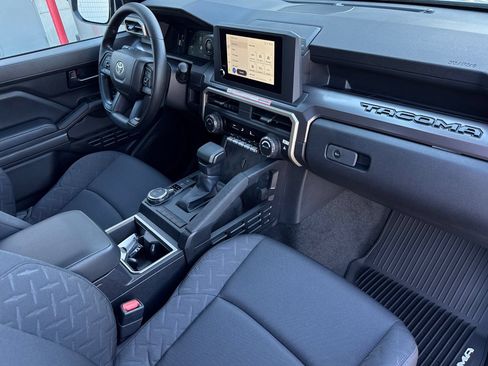New 2026 Toyota Tacoma SR5 AWD/4WD image 17