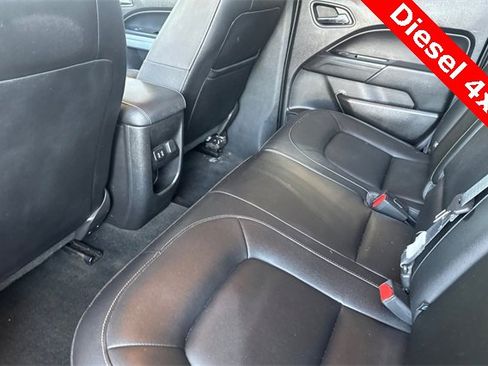 Used 2018 Chevrolet Colorado ZR2 image 12